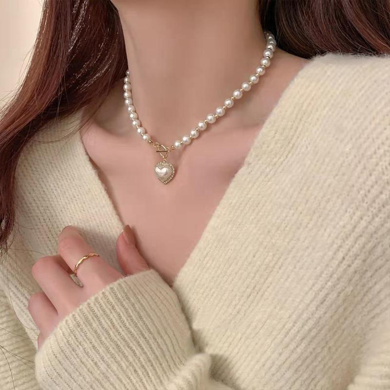New super fairy temperament imitation pearl love necklace cold wind sweet simple buckle collarbone chain