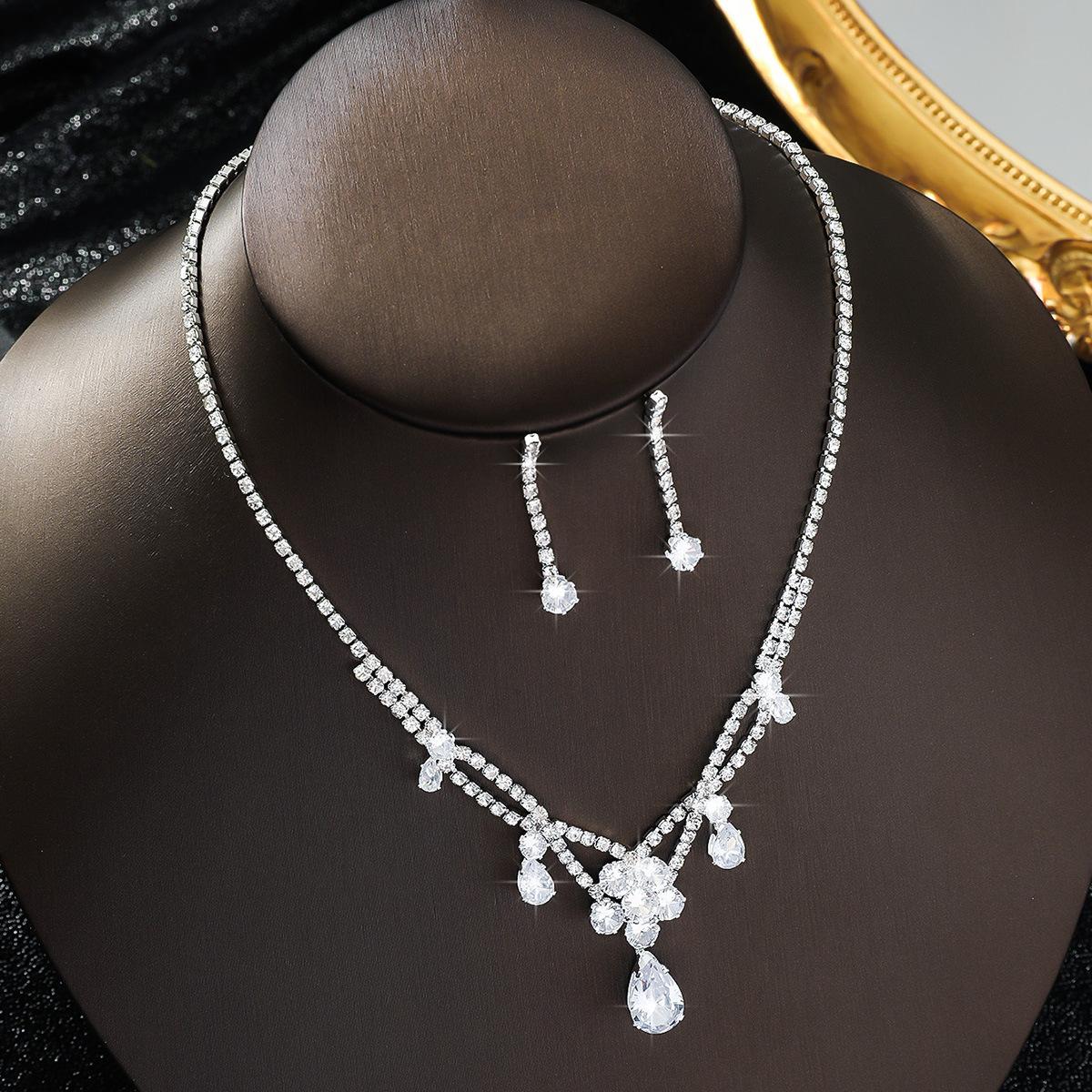 Necklace Set Earrings Jewelry Set Banquet Dress Set Chain Fashion Bridal Jewelry