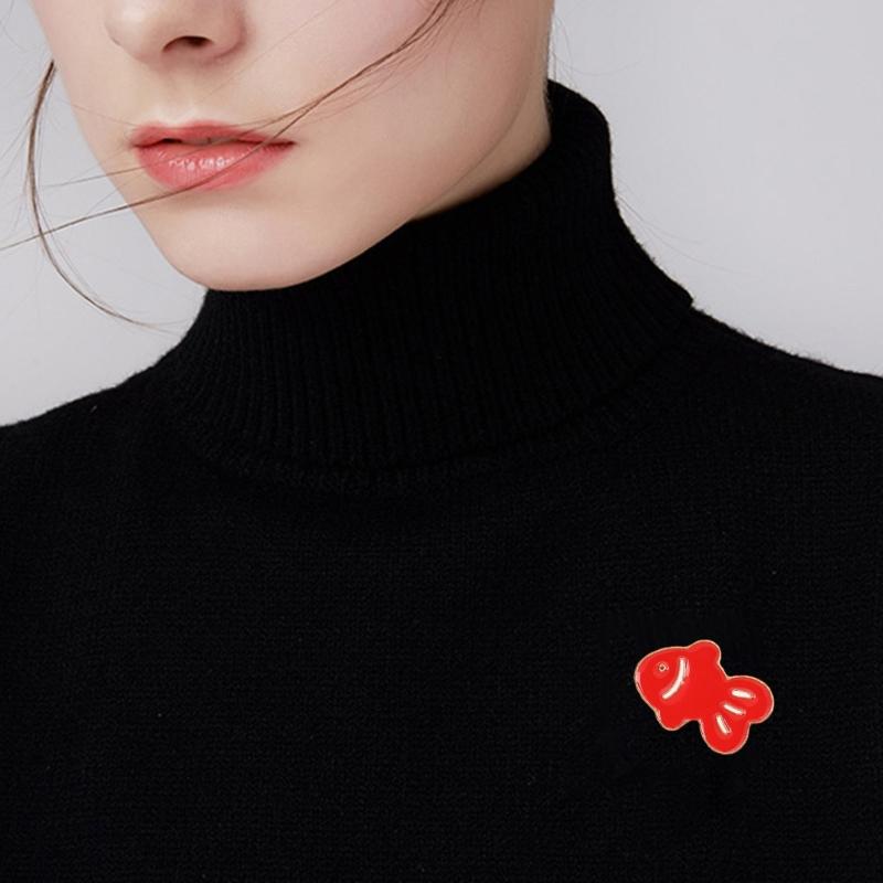 Broche Estiloso de Peixe 17mm 25mm Liga de Metal Banhada a Prata Dourada Broche Artesanal para Uso Diário Presente para Mulheres Homens