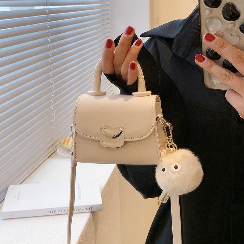 New Fashion Versatile Trend Lock Bag Single Shoulder Portable Oblique Span Women's Bag Free Pendant