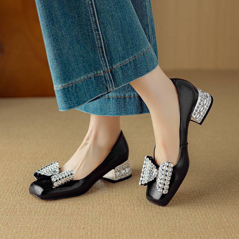 Krazing Pot Cow Skin Summer Size 40 Med Heels Crystal Butterfly-knot Decoration Square Toe Diamond Heels Gladiator Pumps