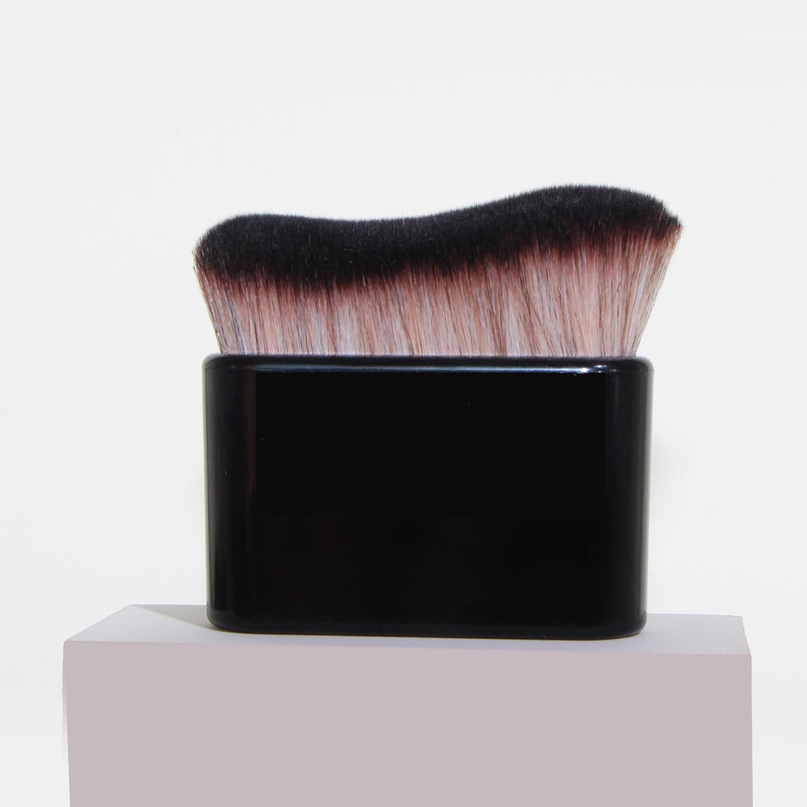 

Кисть для засмаги, пензлик для макіяжу тіла з м’якою щетиною, аплікатор, пензлик для сонцезахисного крему, пензлик для тональної основи для кабукі, ніг, рук, шиї, спини, тіла, обличчя One Size чорний