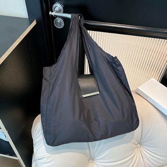 Keychain Tote Bag Foldable Expandable Mini Bag with Key Ring Portable Nylon Handbag Reusable Travel Grocery Bag for Daily Shopping Supplies