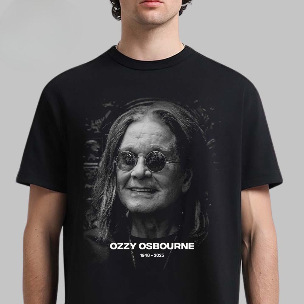 Nové Odpočívej v pokoji Ozzy Osbourne 1948-2025 Děkujeme za vzpomínky Tričko High-endový luxus je pro muže i ženy Top Y2k