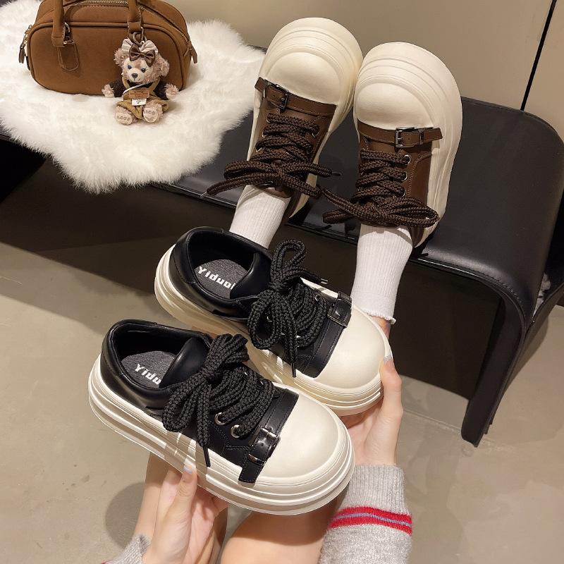 [Fanfna] Big Head Lace-up Platform Muffin Bread Shoes Women's New Sports and Leisure Board Shoes In Autumn and Winter 2025