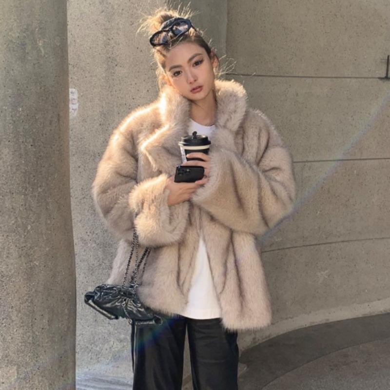 Autumn and winter thickened imitation fox fur fur integrated temperament medium and long environmentally friendly fur coat coat femininity elegant