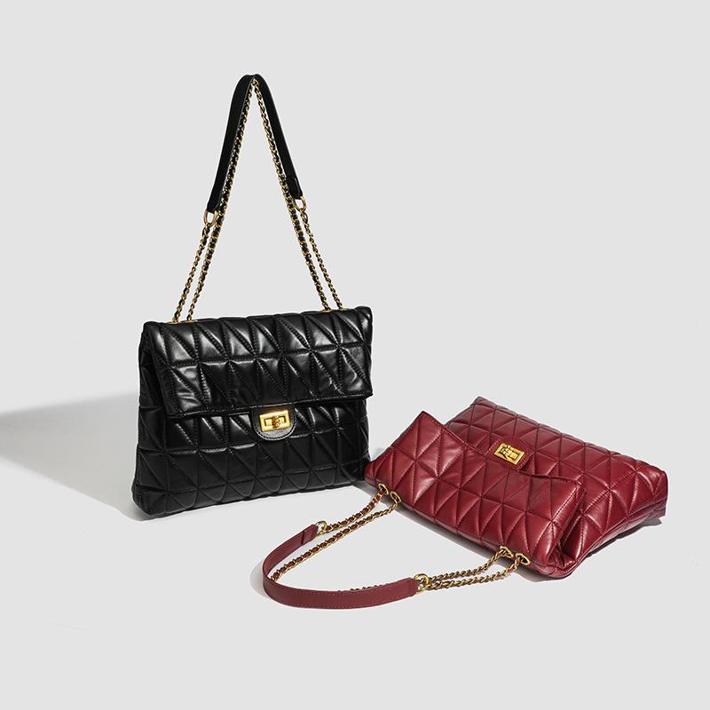 Large Capacity Diamond Check Underarm Bag Fashion Chain Tote Stylish Texture Single Shoulder Crossbody Bag