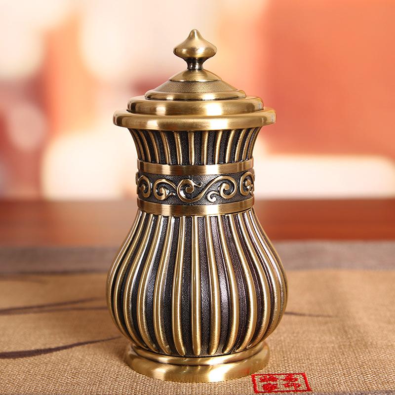 Metal Creative European Retro Toothpick Box Seat High-end Automatic Hand Pressing Living Room Dining Table Hotel High-end Toothpick Holder