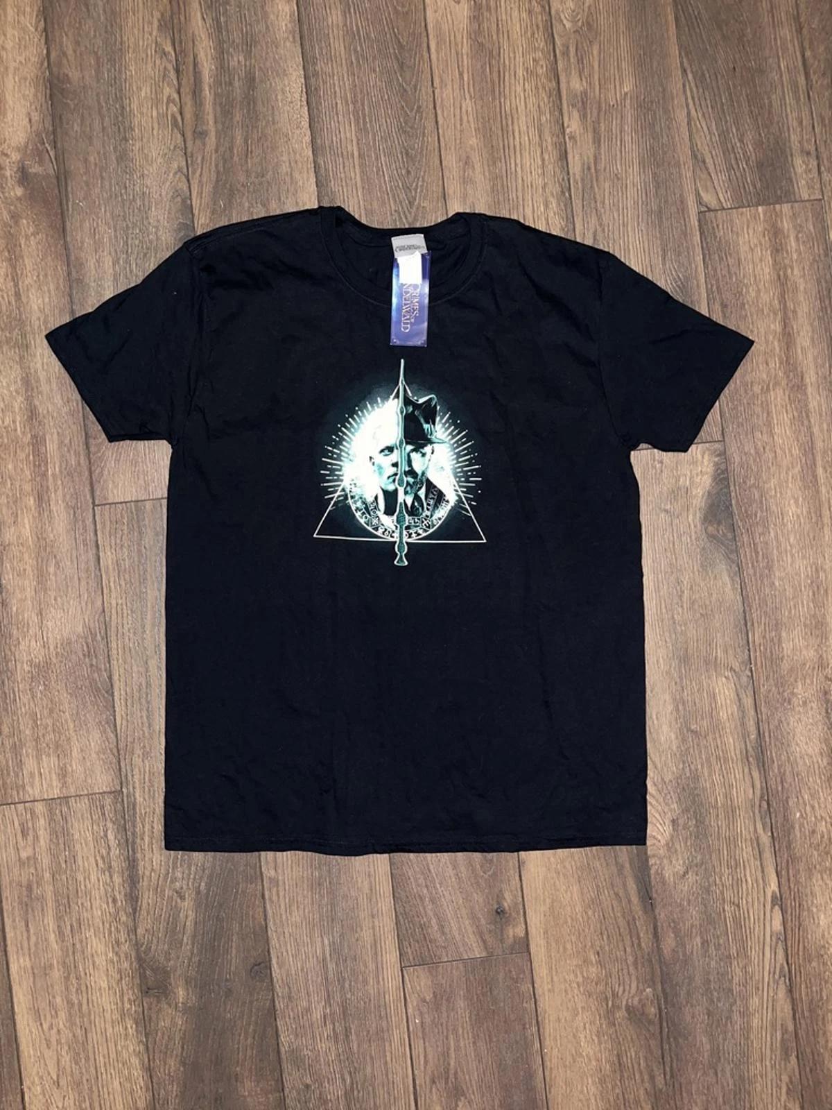 Gildan Crimes of Grindelwald Graphic T-Shirt · Harry Potter · Fantasy Tee XL L