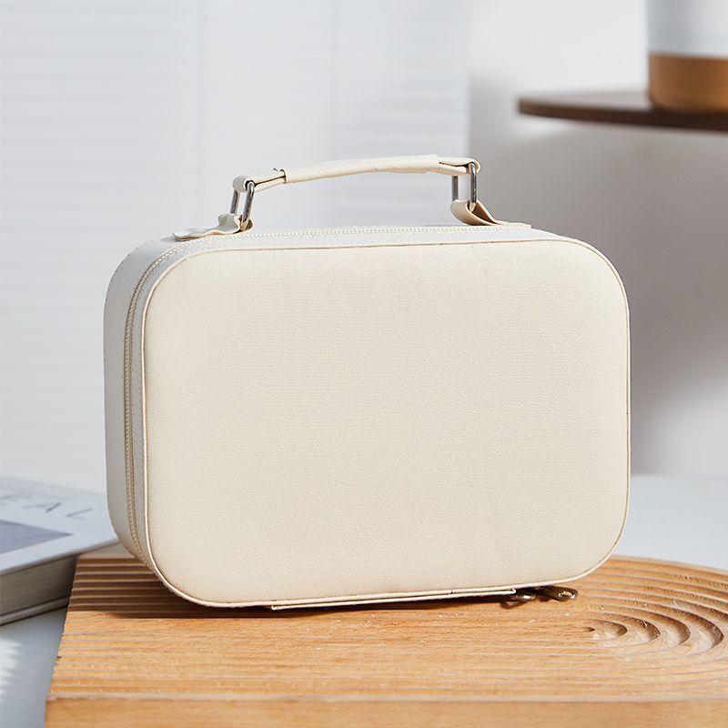 Oeny Portable LED Lighted Makeup Case