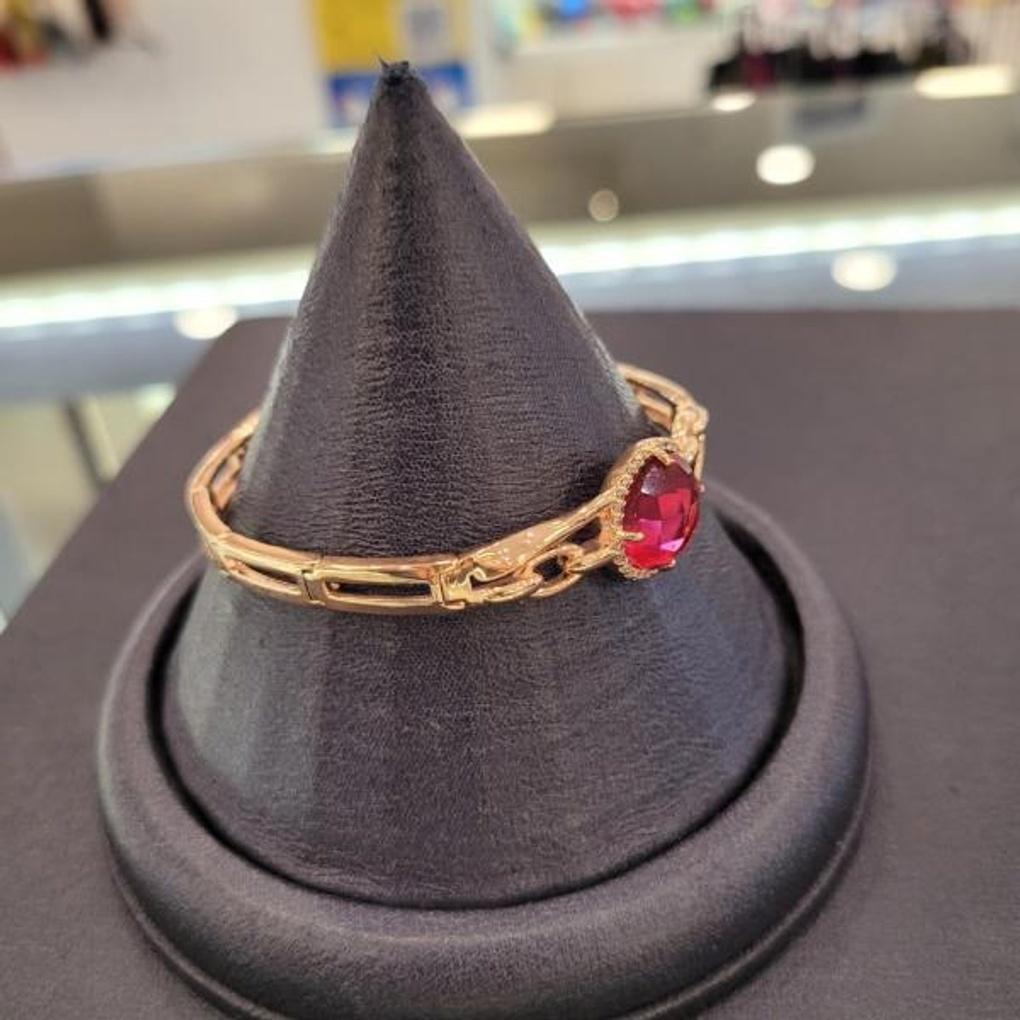 Atria Crystal Red Oval B Bracelet JTOBAFR0047PKF