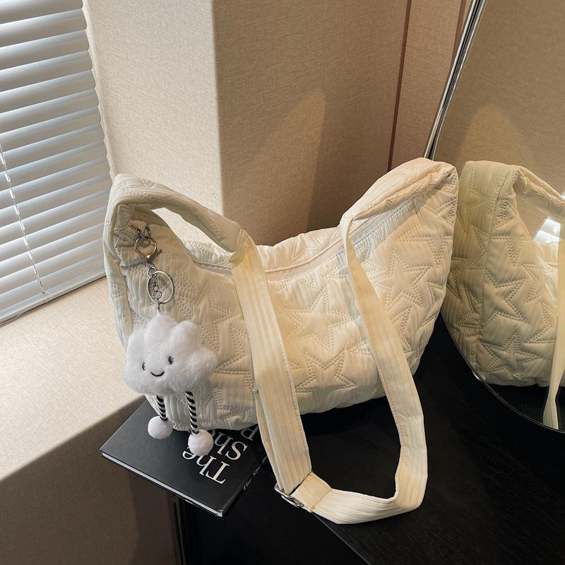 Large-capacity Fashionable Casual Dumpling Bag Autumn and Winter New Bag 2025 Niche Design Women's One-shoulder Crossbody Bag