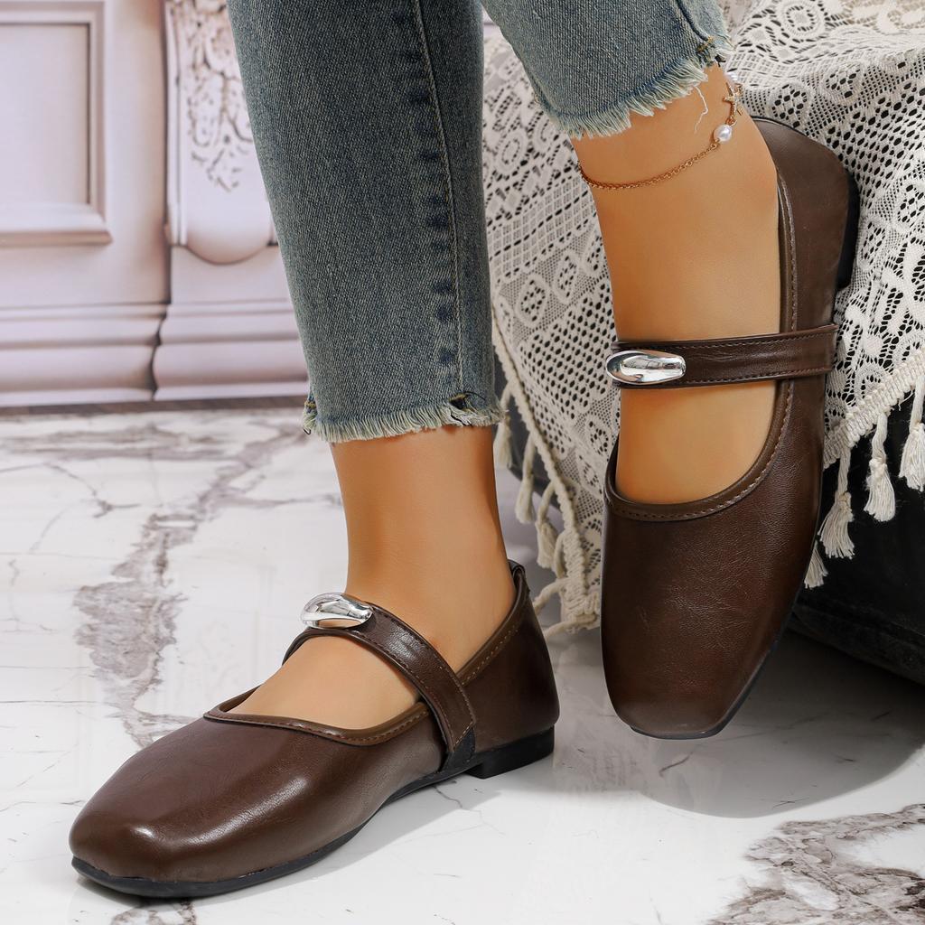 Woman Casual Flats Shoes Round Toe Large Size Loafers Shoes Retro Mary Jane Dress Shoes Ladies Solid Comfortable  Sneakers Women