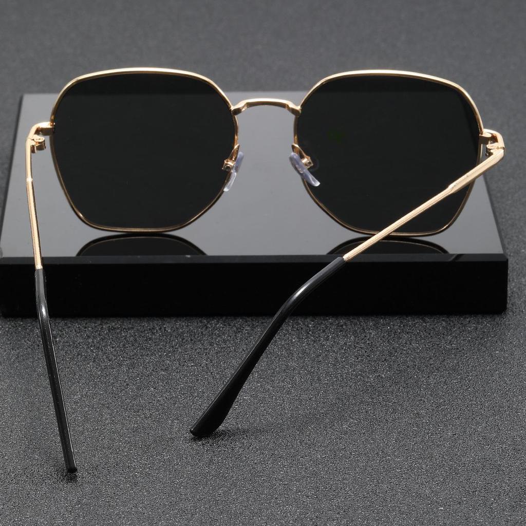 Gradient Metal Large-Frame Polarized Sunglasses for Couples: Stylish Men's and Women's Eyewear