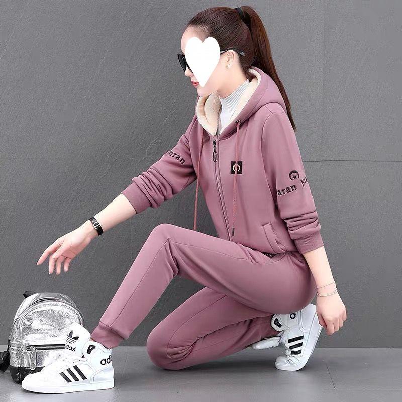 Women's Winter and Autumn Thick and Warm Padded Casual and Sporty Two-piece Set in Large Size