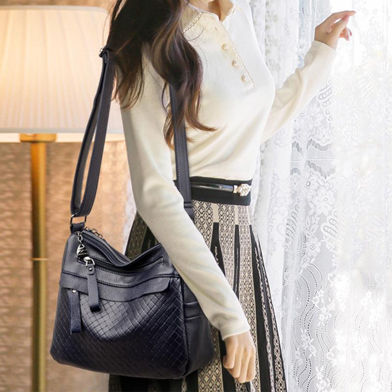 Middle-aged Handbag Embossed Diamond Pattern Shoulder Bag 2025 New Multi-layer Soft Leather Solid Color Large-capacity Multi-pocket Crossbody Bag