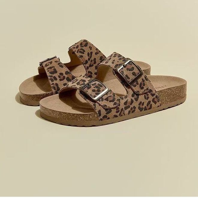 

Модный леопардовый принт, двойной, с крутыми тапочками, женская летняя одежда, новые домашние тапочки для помещений с толстой подошвой, нескользящие тапочки для ванной 40