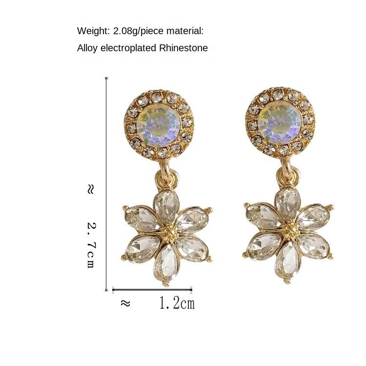 Neue Ohrringe im koreanischen Stil, elegant, exquisit, für Mädchen, Retro-Barock, glänzende Strassblumen, Clip-Ohrringe ohne Piercing