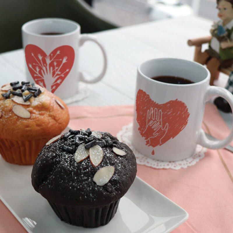 if100-Design Mug 2p-Hand in Heart