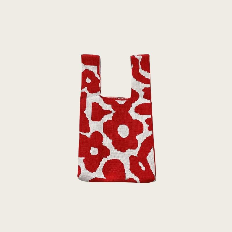 Gift bag birthday gift bag handbag handbag hand carry out panda handbag woven handbag knitting