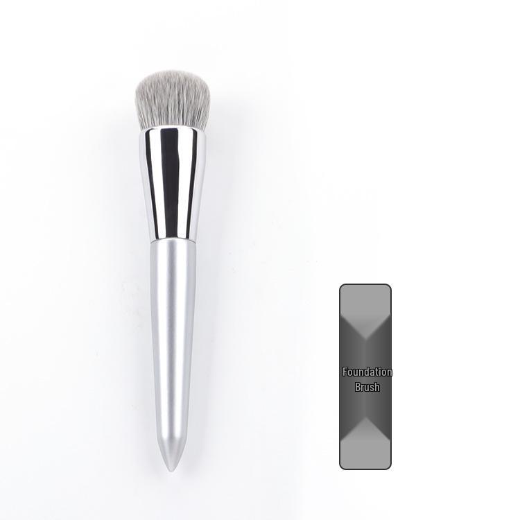 Moonlight Silver 12-Piece Makeup Brush Set: Super Soft Imitation Snow Fox Hair for Powder, Contour, and Eyeshadow.