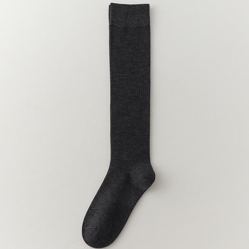 Encore Burgundy Wool Socks - Women's Retro Style, Versatile, Boneless, Calf-Length for Autumn and Winter
