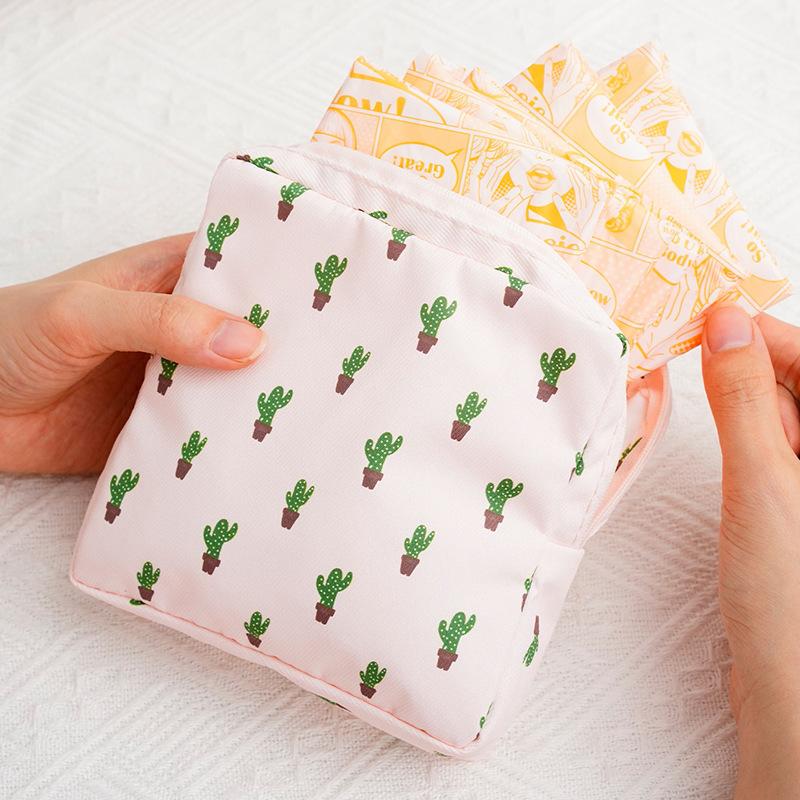 

1pc Women S Multi-Color Printed Portable Sanitary Napkin Storage Bag Travel Cosmetic Bag Suitable For Women Girls Students 13x13x3cm