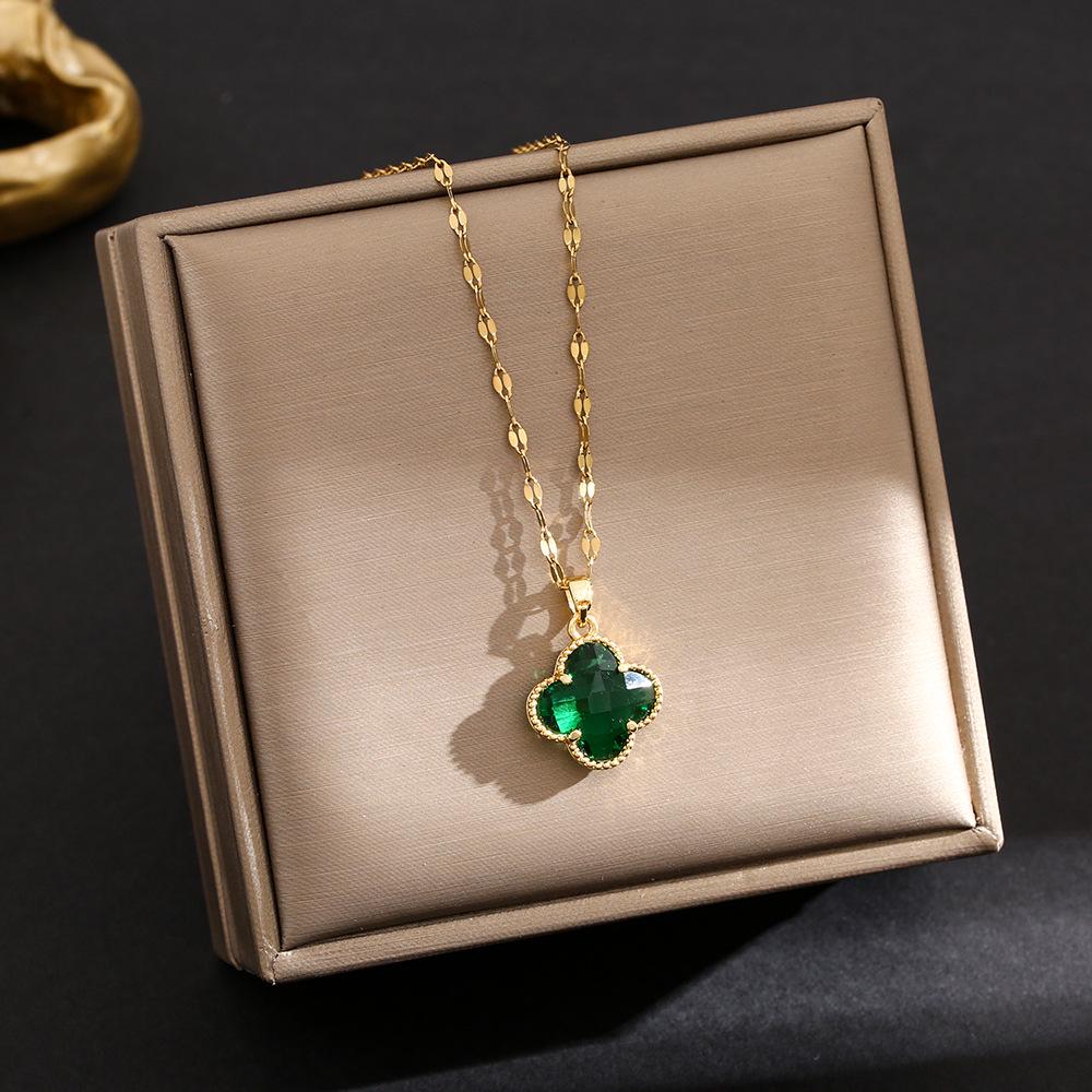 Elegant Gold-Plated Chinese-Style Four-Leaf Clover Necklace with Imitation Hetian Jade Pendant for Women