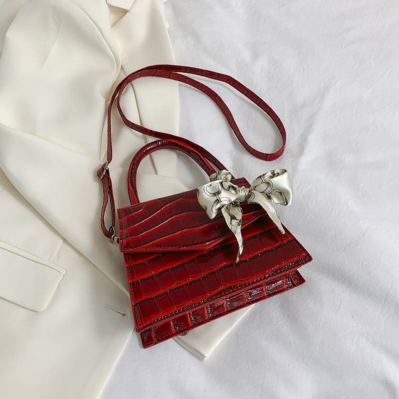 

2024 summer new trend fashion casual shoulder bag simple fashion small square bag casual popular small bag women червоний