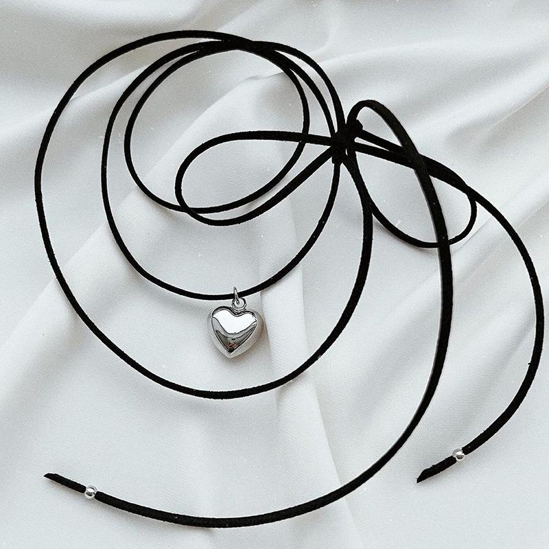 Personalized love rope chain new jewelry women's versatile pendant simple niche alloy necklace
