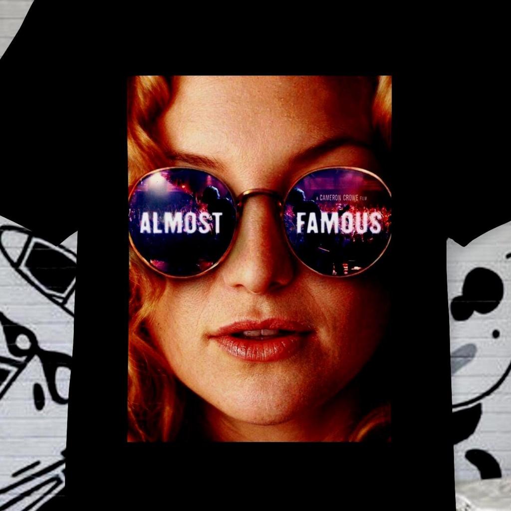 ALMOST FAMOUS, Ultra HD+ 8K! Penny Lane, Cameron Crowe, 2000. high fidelity, 90s Movies, Diggler, Queen, Biopic, music journalist, magazine