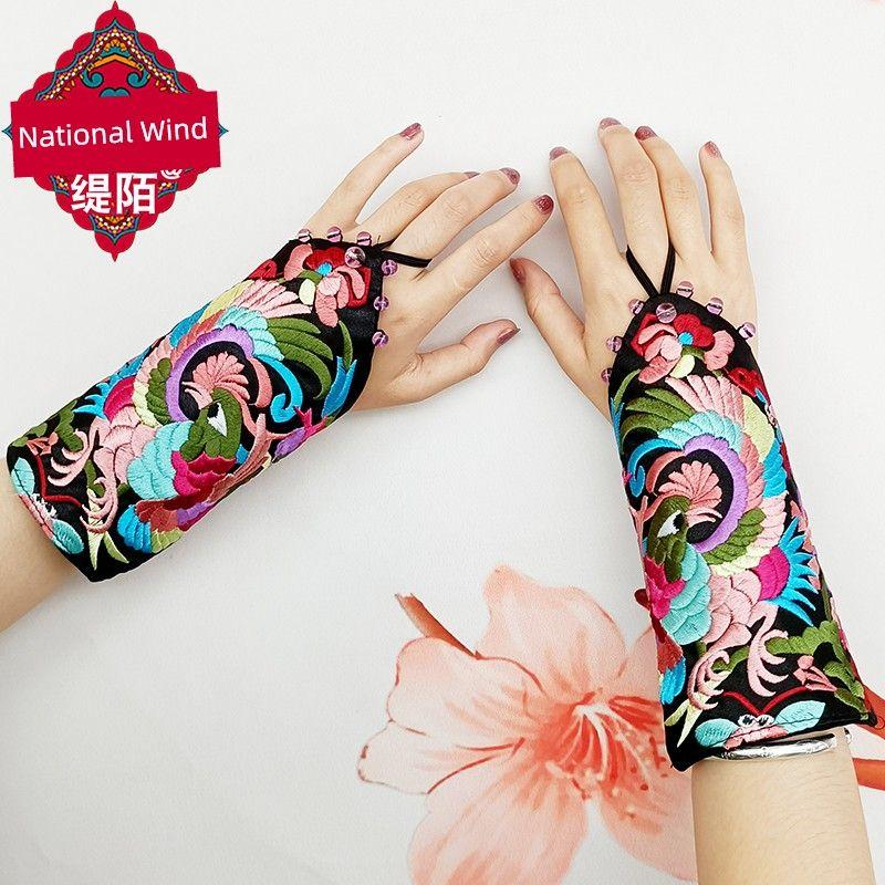 

Перчатки оригинального дизайна в этническом стиле, напульсник, женские, вышивка, с открытыми пальцами, вышитая манжета на запястье, браслет на полпальца, ювелирные изделия на все сезоны Colorful(Colorful Phoenix) All yards
