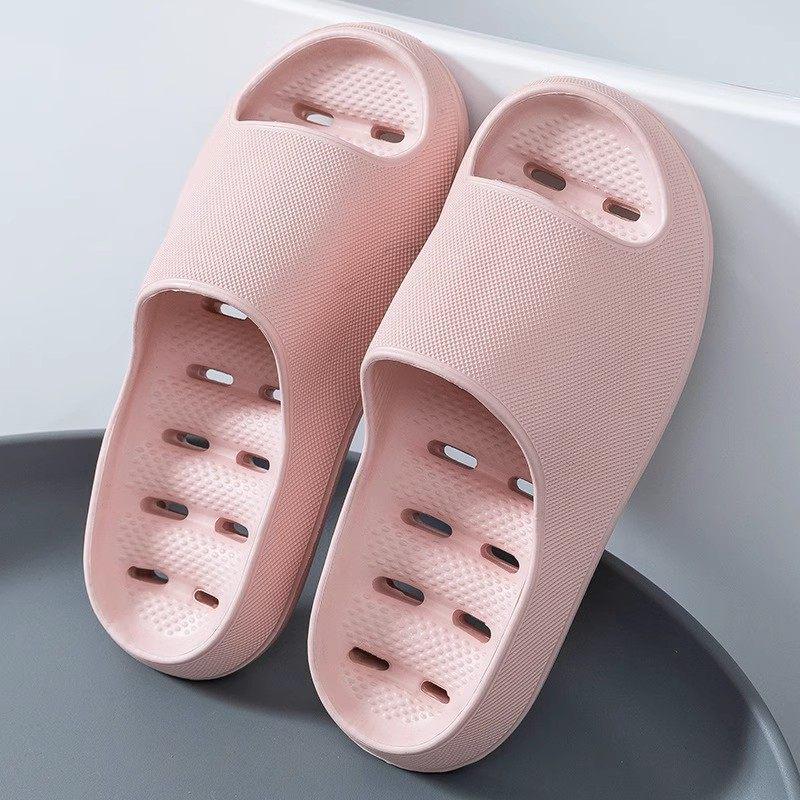 Leakproof Quick-Drying All-Season Bathroom Shower Slippers for Women and Men