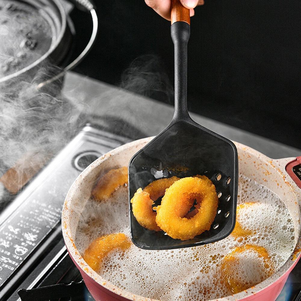 2025 New Silicone Kitchenware Non-Stick Cookware Kitchen Utensils Set Spatula Shovel Egg Beaters Wooden Handle Cooking Tool Set