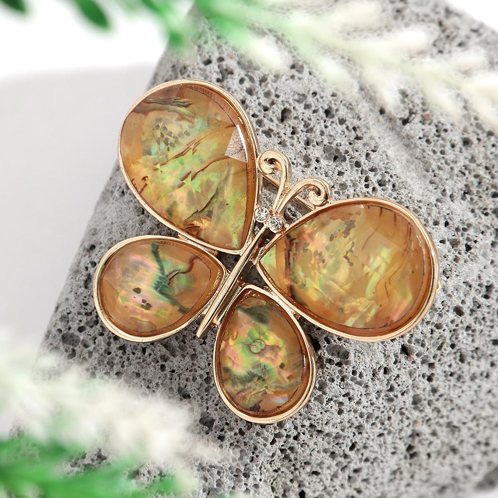 Vintage Butterfly Resin Acrylic Brooches for Women Elegant Iridescent Insect Lapel Pins Badge Fashion Jewelry Accessories Gifts