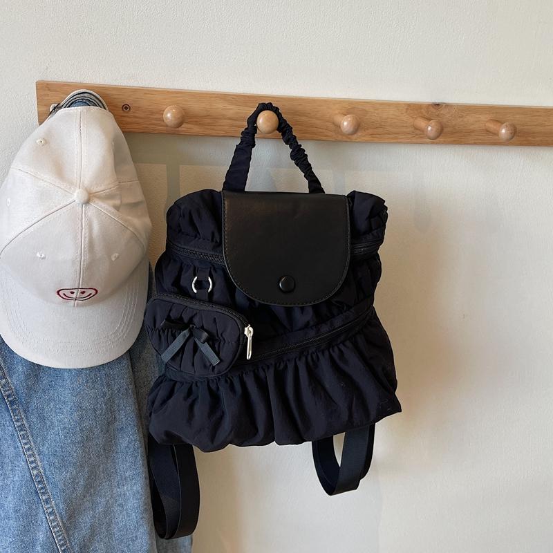 Solid Color Backpack Women's Pleated Handbag with Coin Purse