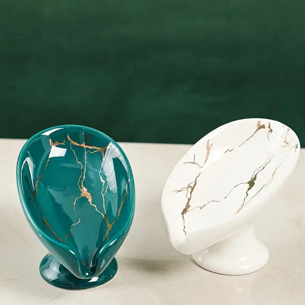 1PC Ceramic Leay Shower Soap Holder Bathroom and kitchen Supplies Leaf Shape Box Water Guide Hole Dish Storage Plate