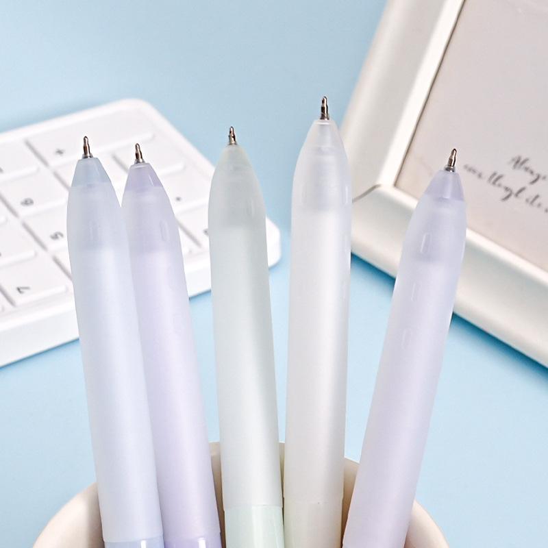 Elegantní 0,5mm černá tichá kuličková tužka s tlačítkovým mechanismem pro studenty