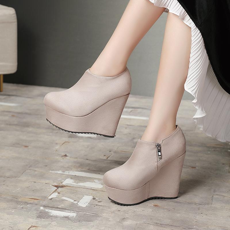 Мода 2024 осень зима новые стильные женские ботильоны сексуальные платформы с круглым носком танкетки женские ботильоны большие размеры черные 32-43 34 бежевый 4768₽
