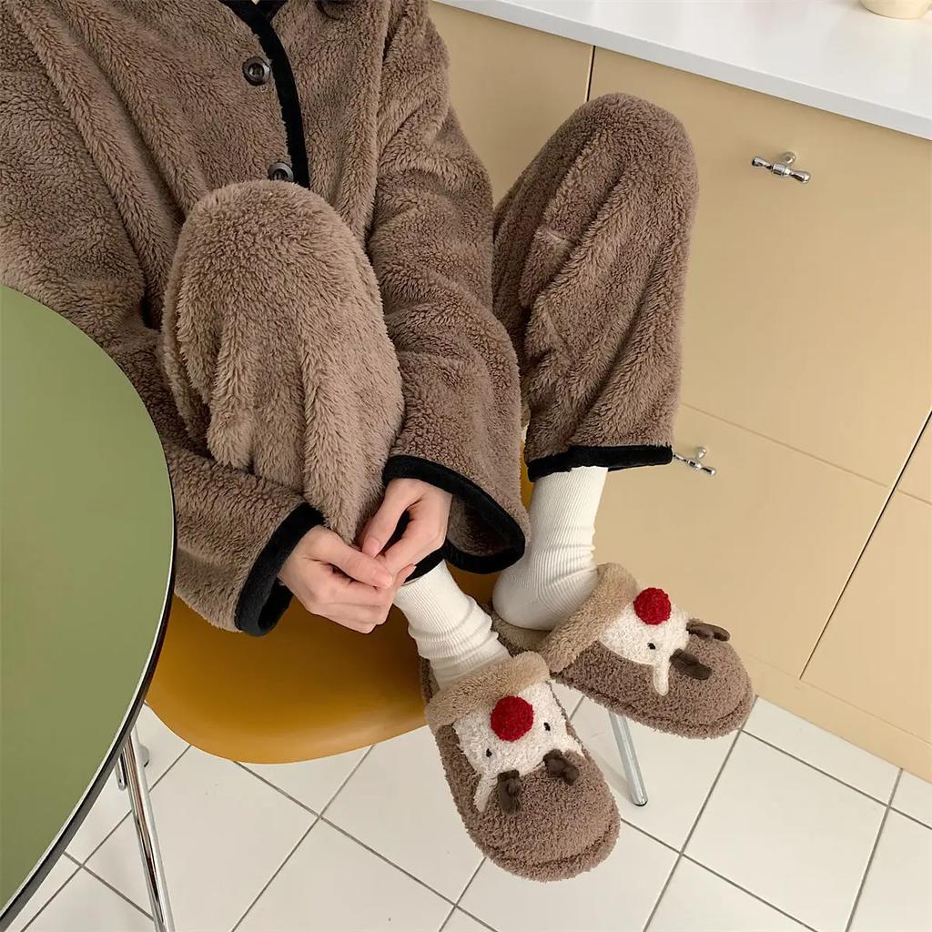Shoes for Women Christmas Fluffy Fur Slipper Women Winter Warm Plush Home Slippers Flat Cute Slippers Men Women Couples Slippers