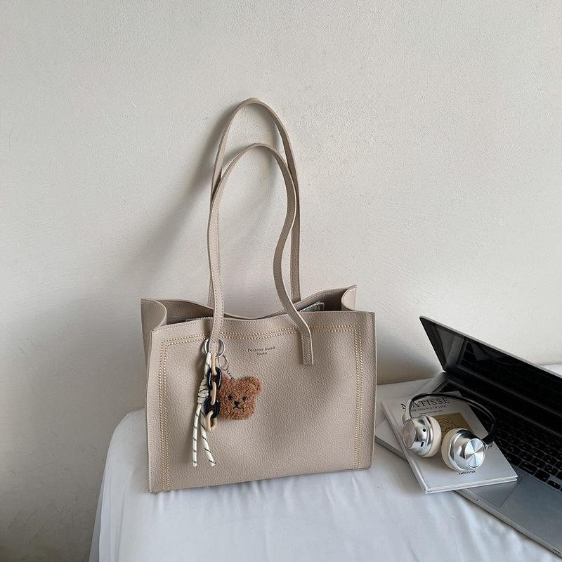 Fashion and high-value retro bag 2025 new women's bag simple shoulder bag commuting to work large-capacity tote bag