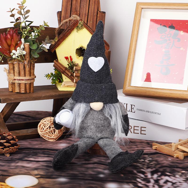 Faceless Doll Knit Hat Christmas Decoration with Coffee Grinder