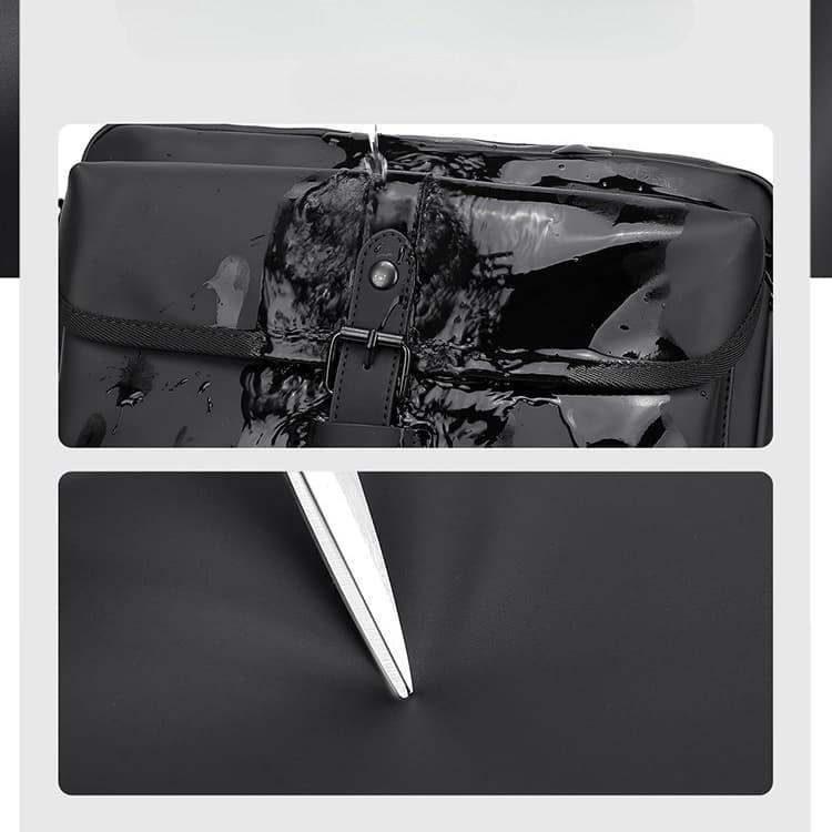 Men's cross-body charter function messenger bag