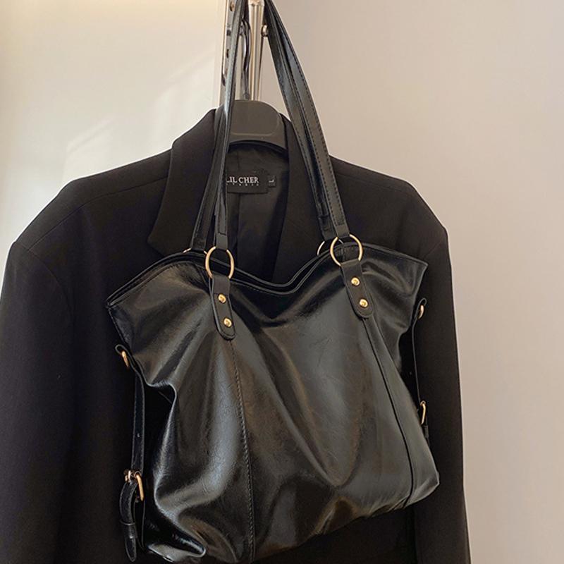 Fashionable Large Capacity Fashionable Retro Women S Shoulder Bag  Tote Bag