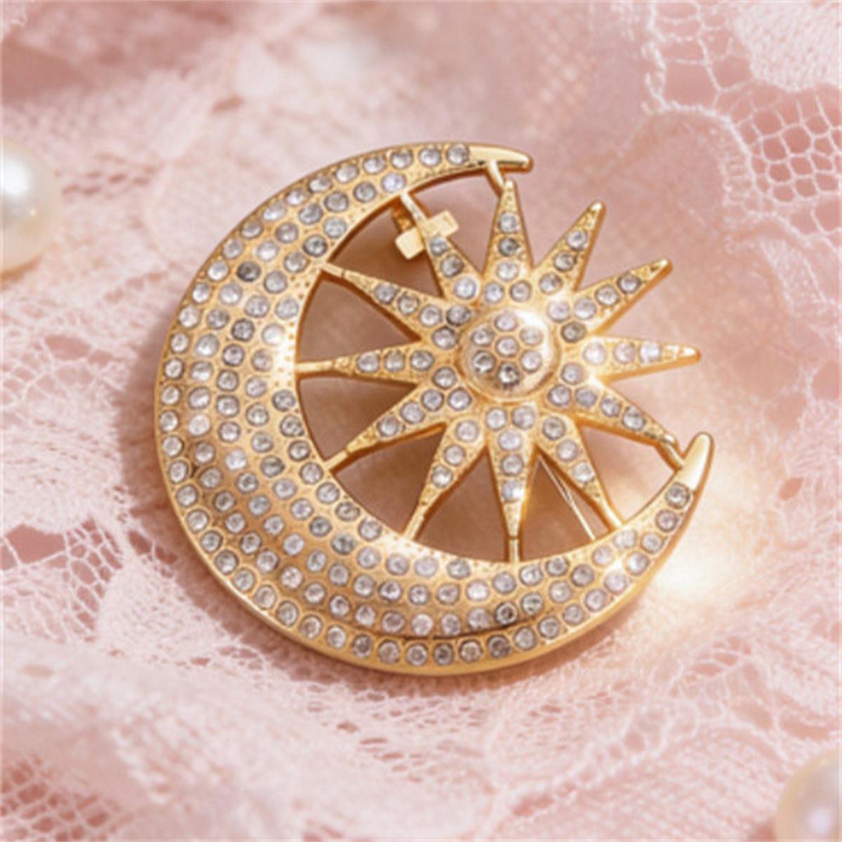 1Pc Cute Sweet Moon Star Brooch Exquisite Sweet Pin Creative Personalized Jewelry Accessories Party Birthday Trend Unique Gift