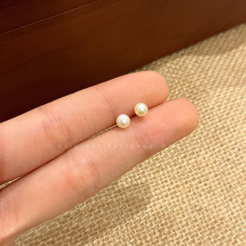 

Accessible Luxury Sterling Silver Women s Hot-Selling Earrings Classy Natural Pearl Natural pearl earrings -4mm (Silver Needle)