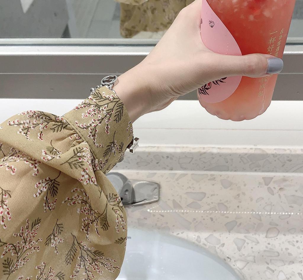 Spring/Autumn 2025 Korean Floral Chiffon Bubble Sleeve Blouse - Women's Long Sleeve Elegant Top