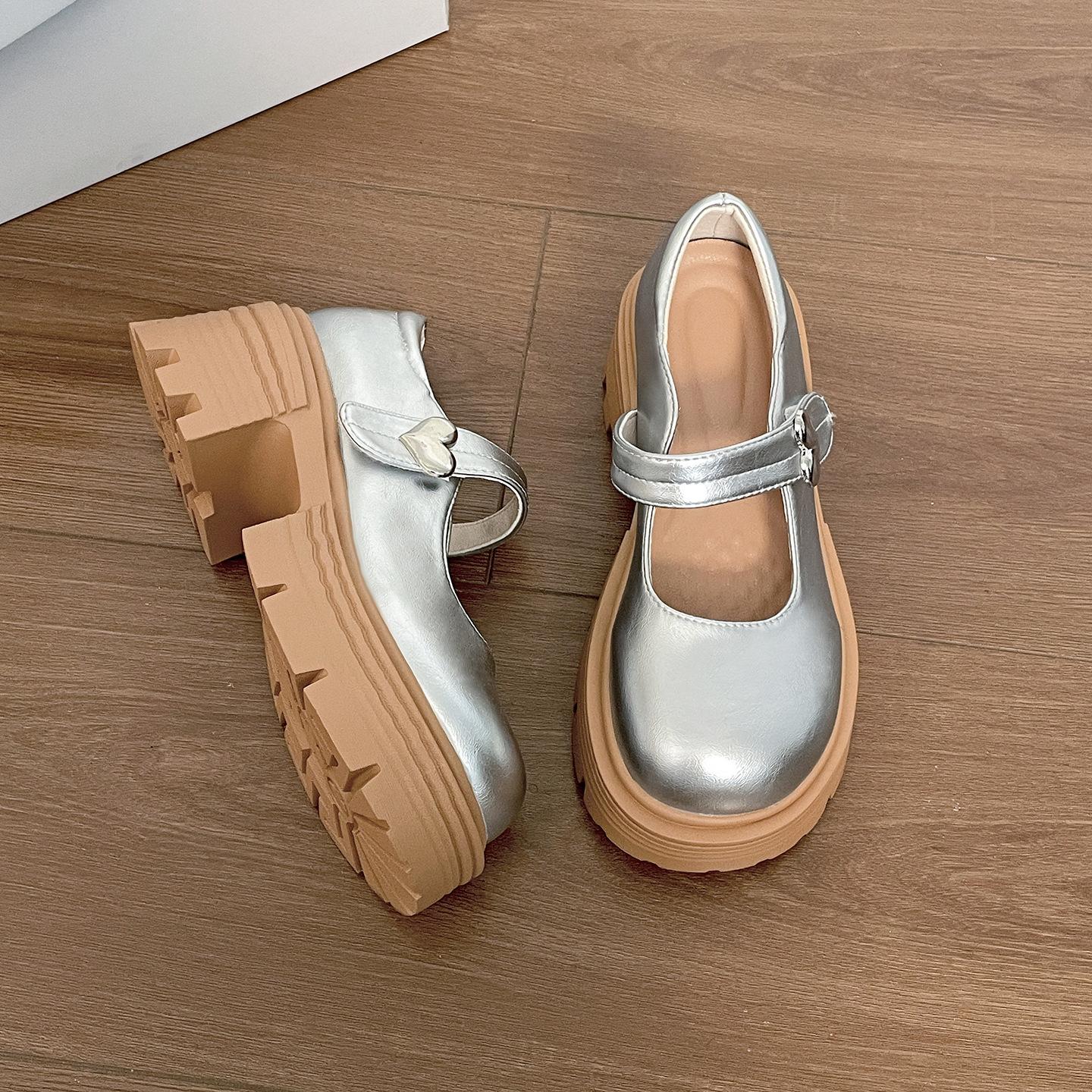 

Black retro British style platform thick heel small leather shoes women s 2025 new summer skirt Mary Jane single shoes 39 серебряный