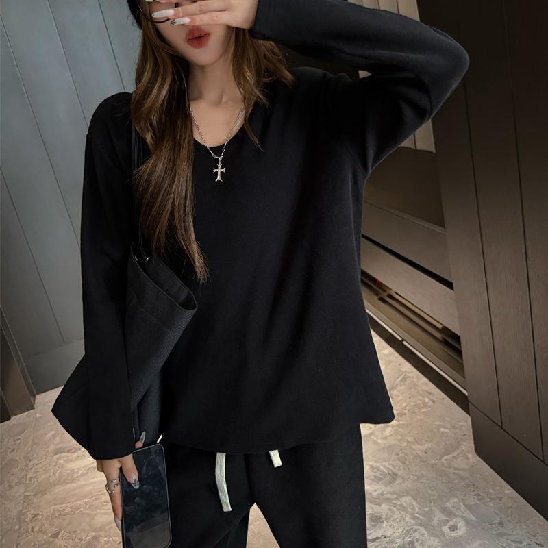 Autumn Winter V-neck Solid Color All-match Warm Bottomed Tee Women Long Sleeve Simple Fashion Pullover T-shirt Top