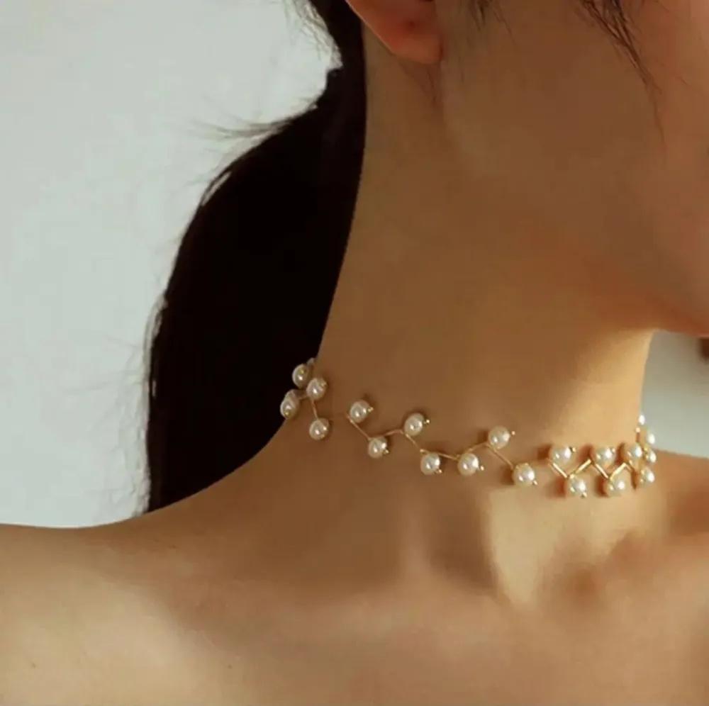 Elegant Pearl Necklace with Branch Design Adjustable Length Classic Style Suitable for Various Occasions Lightweight and Durable